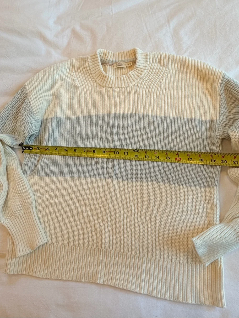Faherty Women’s Crewneck Knit Sweater in Cream with Gray Stripe